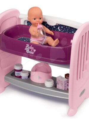 Postieľka k posteli s prebaľovacím pultom Violette Baby Nurse 2v1 Smoby 3 pozície s cikajúcou bábikou a 8 doplnkami od 24 mesPostieľka k posteli s prebaľovacím pultom Violette Baby Nurse 2v1 Smoby 3 pozície s cikajúcou bábikou a 8 doplnkami od 24 mes