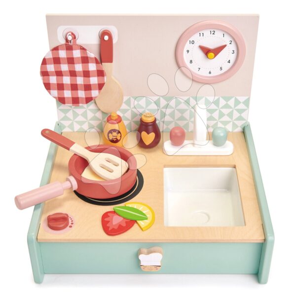 Drevená kuchynka v šuflíku Kitchenette Tender Leaf Toys s hodinami panvicou a potravinamiDrevená kuchynka v šuflíku Kitchenette Tender Leaf Toys s hodinami panvicou a potravinami